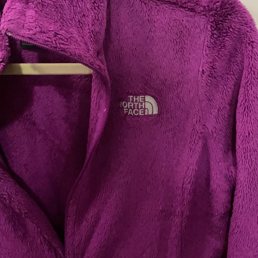The North Face Women's Purple zip up Jacket 💜 - Picture 2 of 3